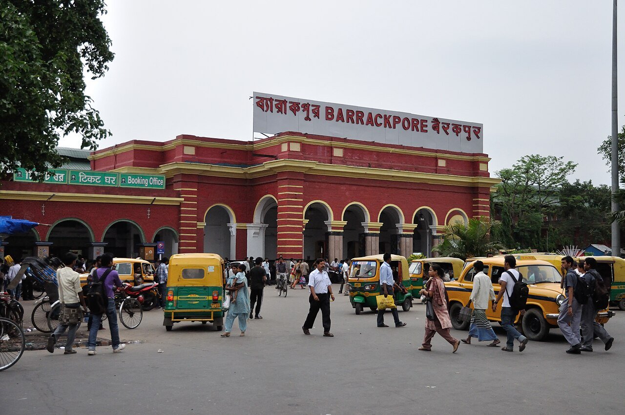 Google Maps directions for historic culinary dining restaurant and bridal showroom in Barrackpore