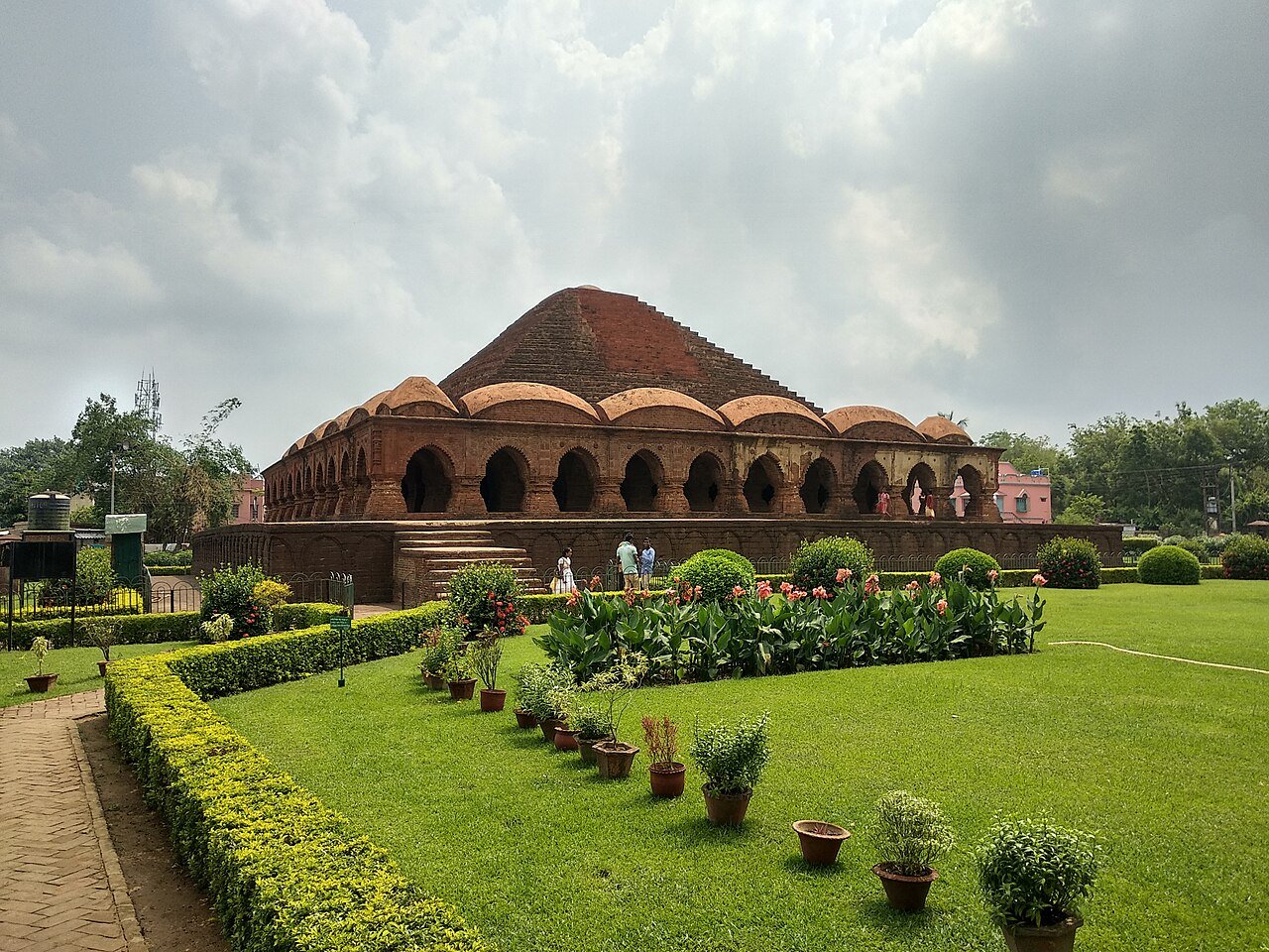 Direct tourist booking calls for Bishnupur heritage guided tours and terracotta craft workshops