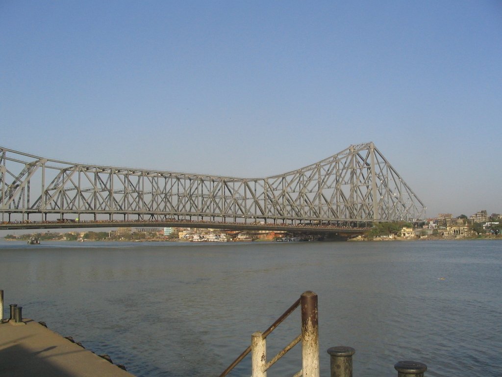 World-famous cantilever Howrah Bridge spanning the Hooghly river in Howrah