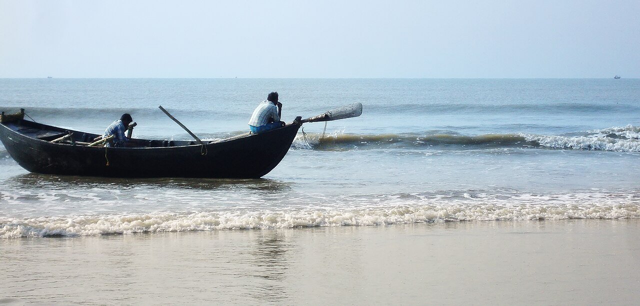 Expansive sandy beach and luxury beachfront resorts in Mandarmani, Purba Medinipur